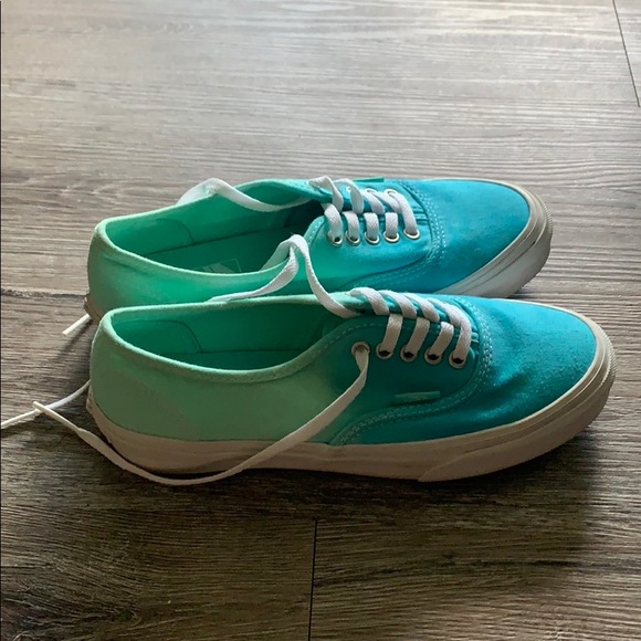 ALMOST NEW Ombré vans - Picture 6 of 10